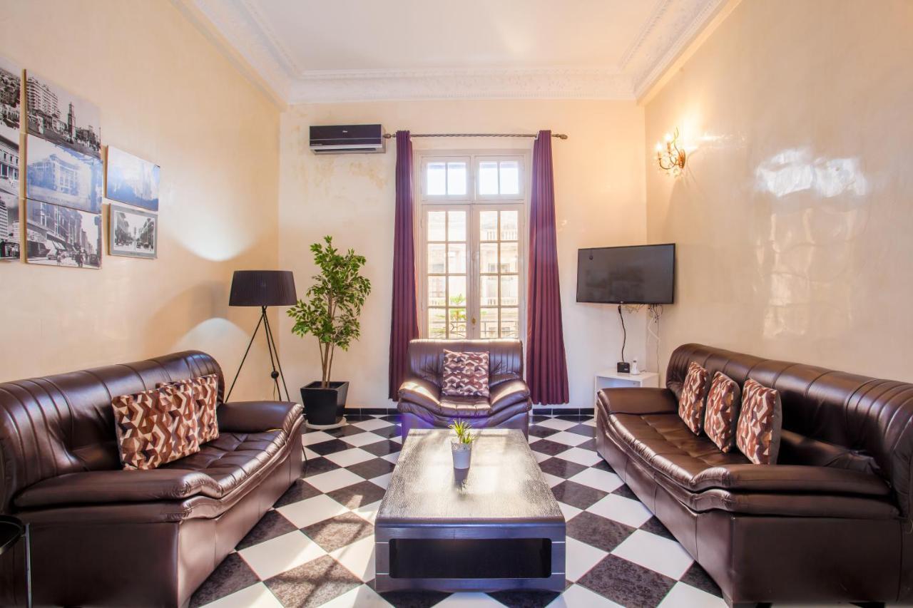 Haussmannien Centre Apartment